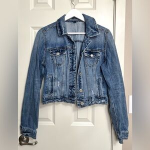 American Eagle Distressed Cropped Denim Jacket